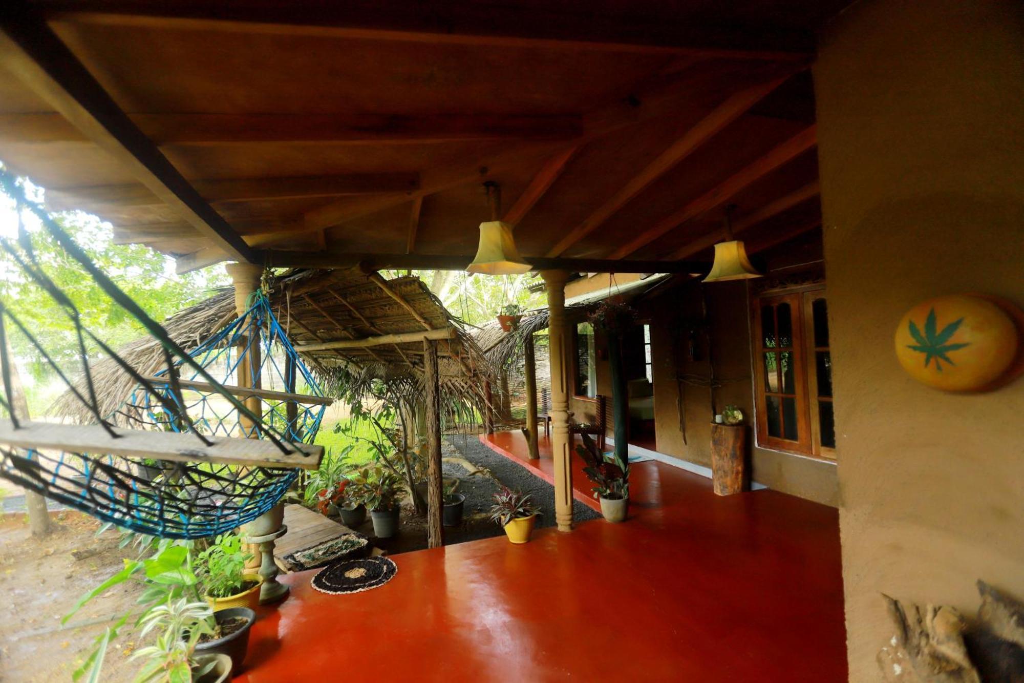 Dinna Nature Hostel Sigiriya Exterior foto